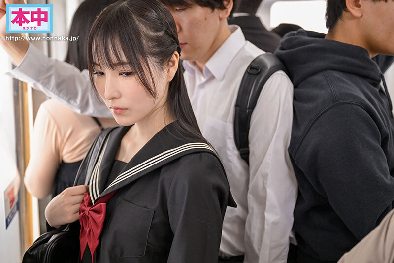 Chịch cô bạn dễ thương cùng lớp trên chuyến tàu điện ngâm Jun Kasui