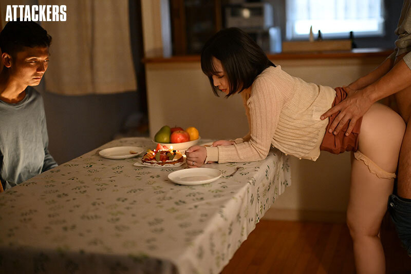 Cô vợ trẻ ngực bự ngoại tình với tay nhiếp ảnh gia đụ khỏe Tsubaki Sannomiya